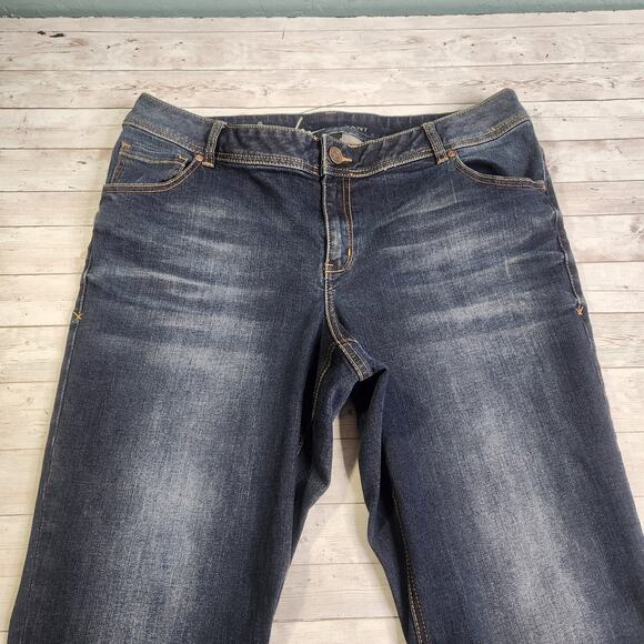 Lane Bryant Genius Fit Mid Rise Capri Jeans Size 18 - Picture 2 of 9